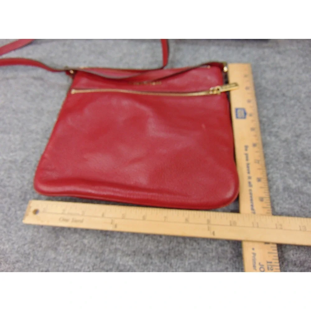 Michael Kors Bedford Red Pebbled Leather Crossbody Bag 32H2MBFC2L Gold Hardware - Picture 2 of 16